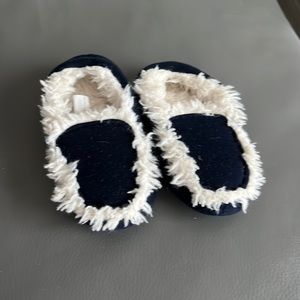 Restoration Hardware Luxe Sherpa slippers - navy, excellent condition